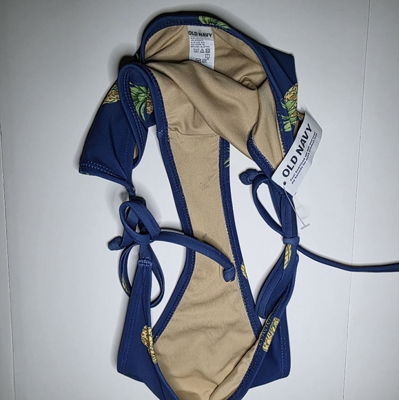 Old Navy Pineapple Swimsuit 2 Piece Sz M NWT - Picture 9 of 10